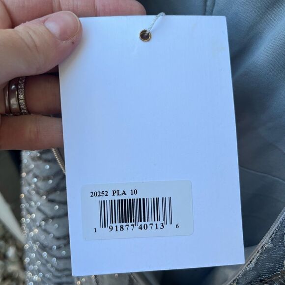 Mac Duggal HIGH NECK ABOVE ELBOW SLEEVE EMBELLISHED A LINE DRESS size 10 NWT - Picture 9 of 10